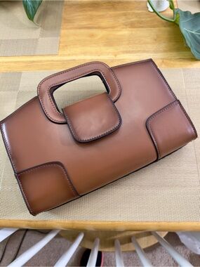 Sleek Brown Leather Top-Handle Clutch